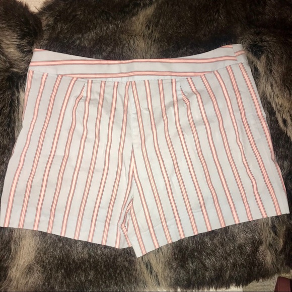 Perfect girly short - Picture 3 of 5